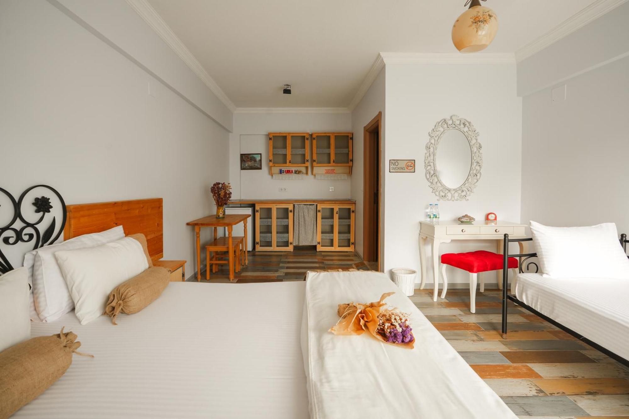 La Vida Otel 울라 외부 사진